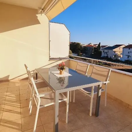 Apartmani Palma Novalja Extérieur photo