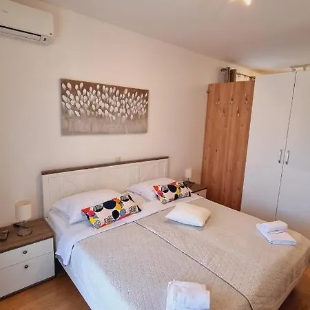 Apartmani Palma Novalja Extérieur photo